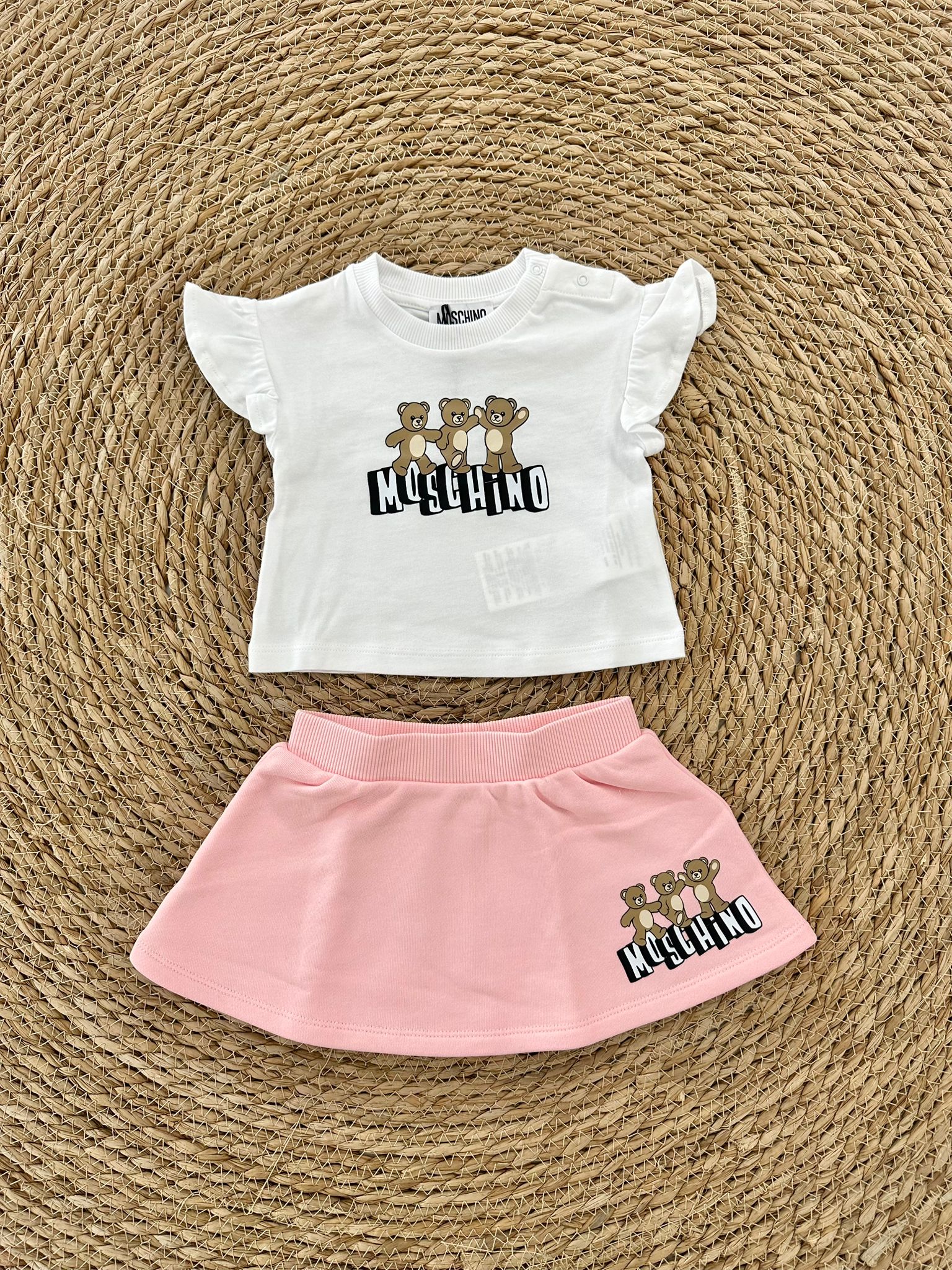 COMPLETO MOSCHINO