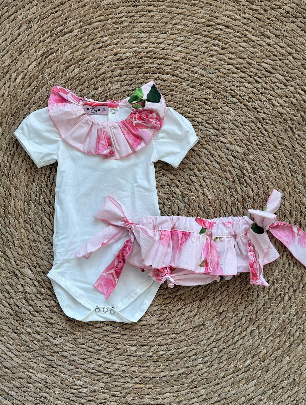 COMPLETO Phi Clothing