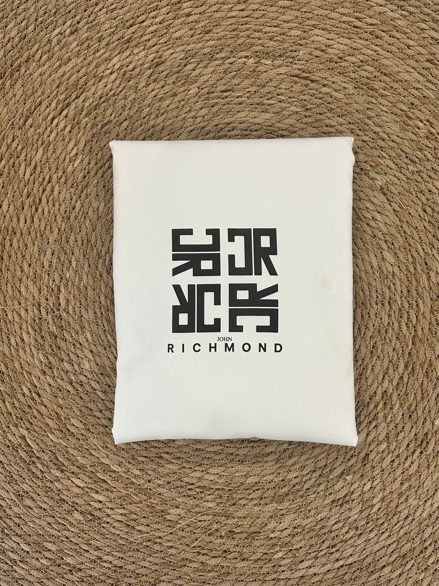 COPERTINA RICHMOND
