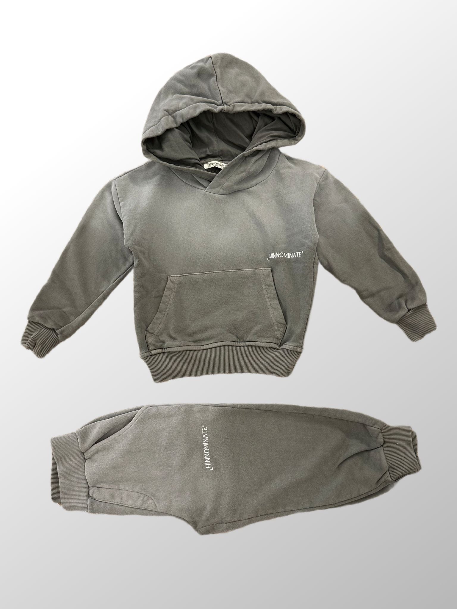 COMPLETO HINNOMINATE